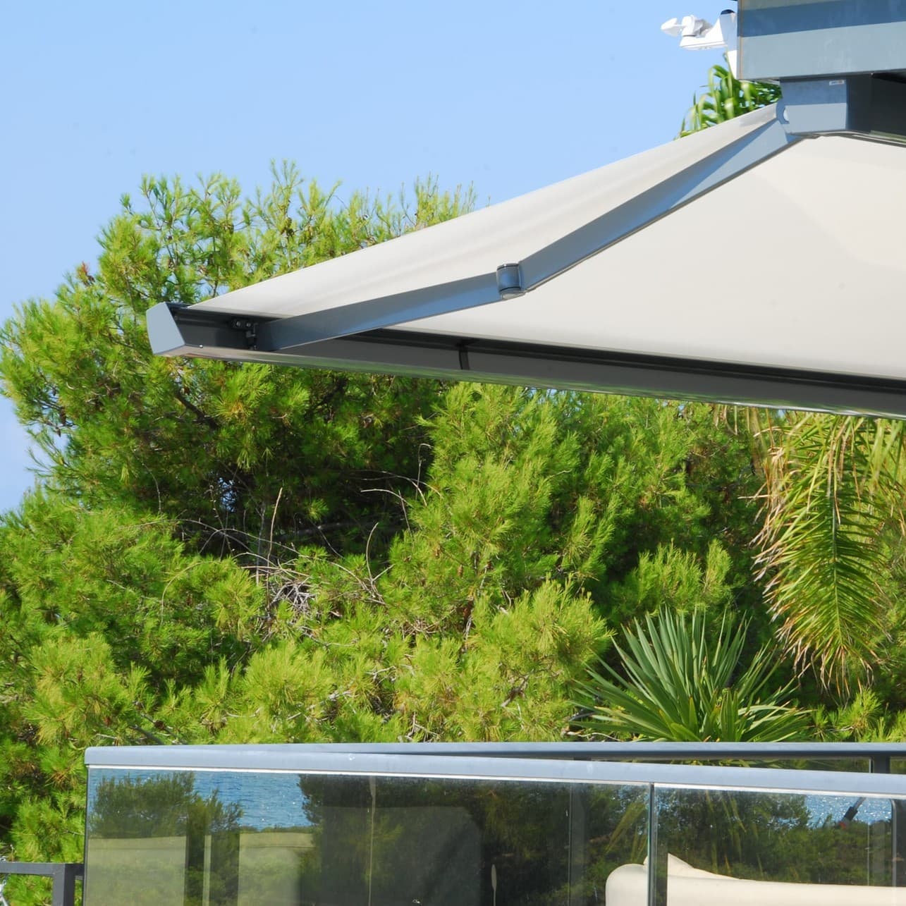 Lonas de nuestros toldos en Pontevedra