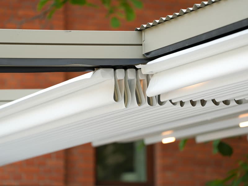Toldo retráctil para terrazas en Pontevedra